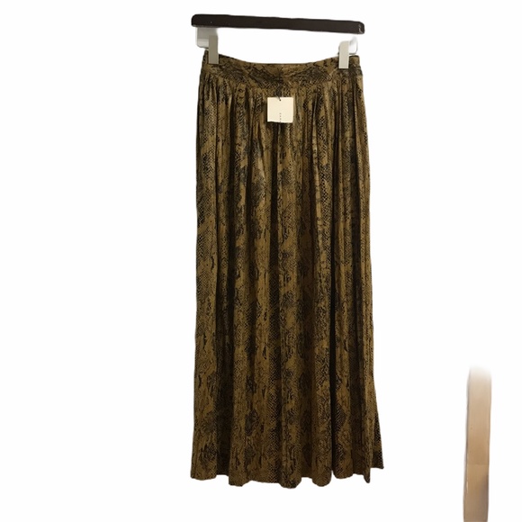 Zara Snake Skin Faux Leather Pleated Midi Skirt - Picture 4 of 10